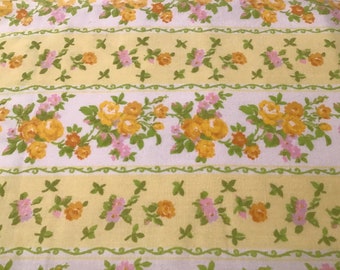 Twin flat bed sheet vintage yellow floral  50/50 poly quilt backing