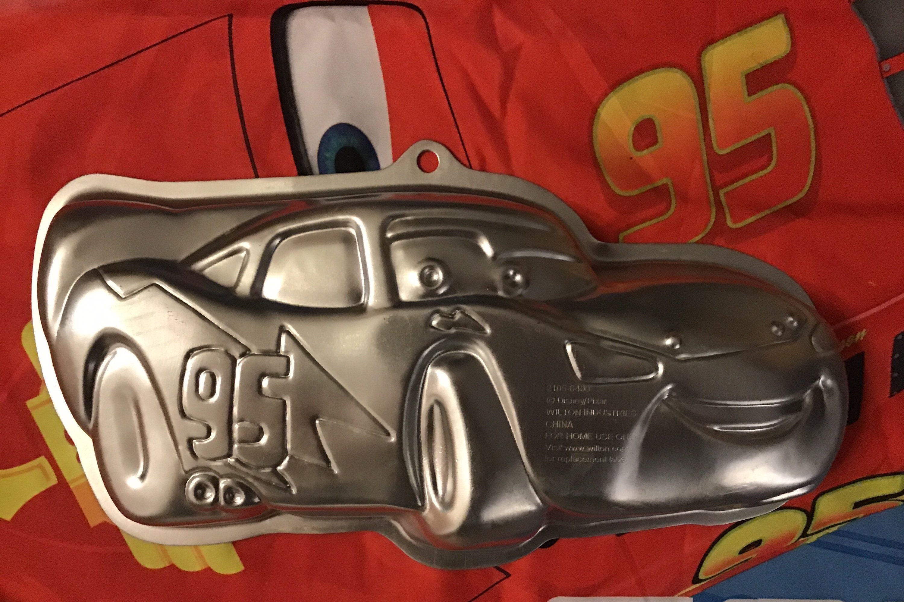Wilton Disney Cars Cake Baking Pan Lightning Mcqueen 95