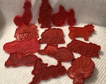 cookie cutters 12 "Old McDonald Had A Farm"  Chilton 1978