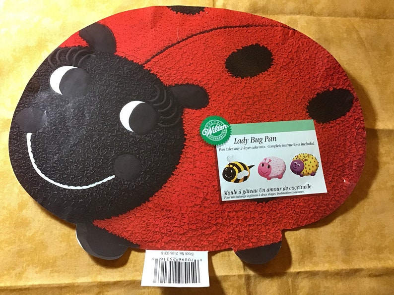 wilton lady bug cake