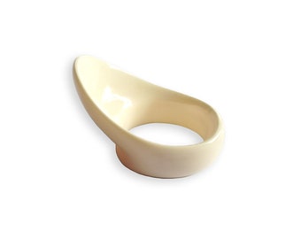 Vermil Archery Thumb Ring - Classic Ivory - Protective Gear for Thumb Draw in Traditional Archery