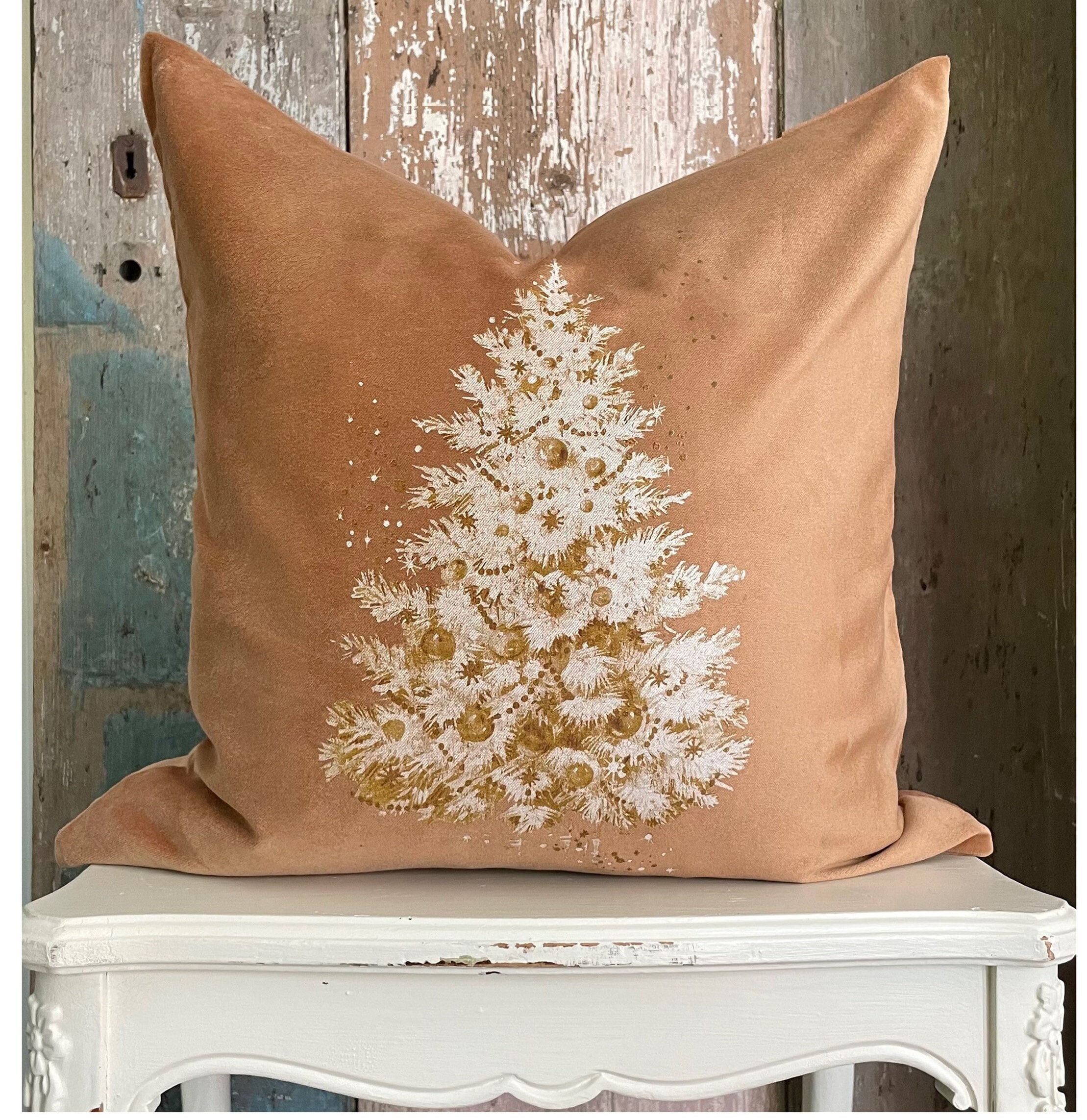Lewondr Christmas Pillow Covers, 12x20 inch 1Pcs Soft Cute Pellet Velvet Embroidery Trees Brown White Decorative Lumbar Pillow Cover with Tassel