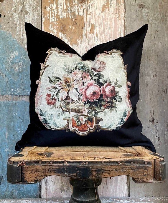 Black And White French Vintage Decorative Throw Pillow Cover Black And White French Vintage Decorative Throw Pillow Cover