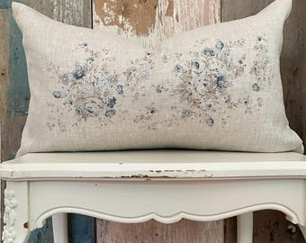 Funda de almohada lumbar con rosas desgastadas, almohada de lino beige y azul, decoración rústica francesa, estilo rústico, 30 x 50 cm