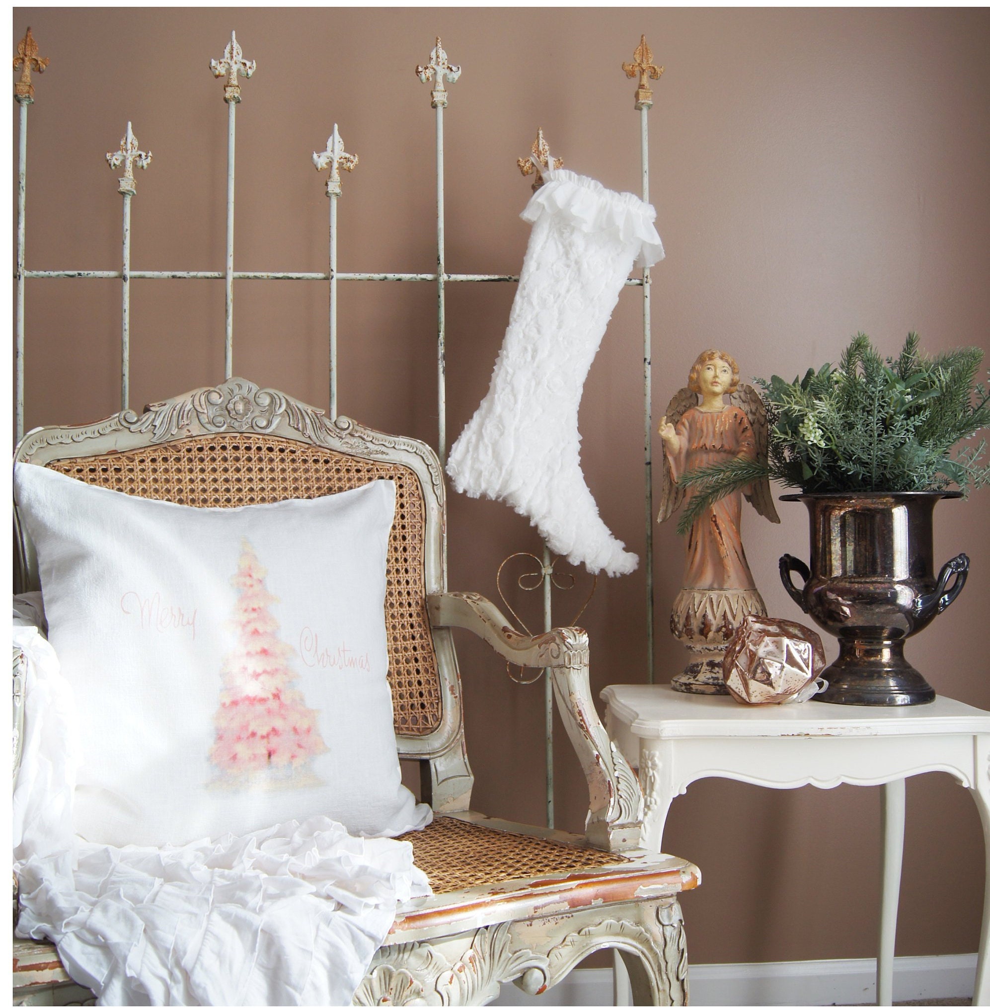 Shabby chic sale christmas pillows