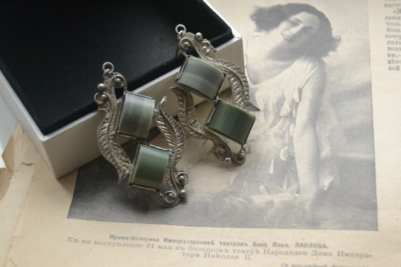 Green jasper earrings, Vintage silver earrings, Lo