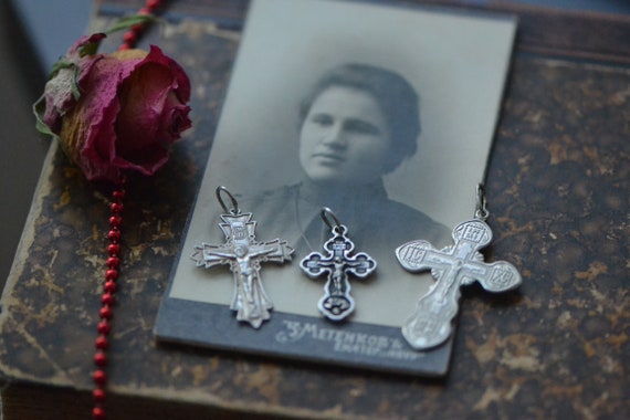 Lot of 3  Vintage Sterling Silver Cross Charms, S… - image 8