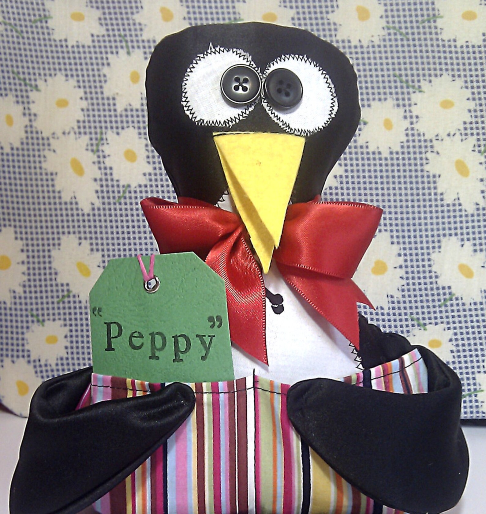 Novelty Desk Tidy/tool Tidy, Quirky Penguin Desk Holder, Novelty Pirate
