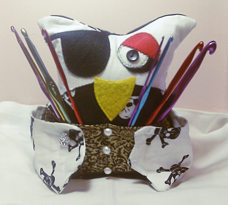 Novelty Desk Tidy/tool Tidy, Quirky Owl Desk Holder, Novelty Pirate