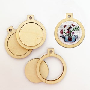 Cross stitch KIT: Mini hoop embroidery, Blank, Wooden,Small, Pattern, Tag, Modern, Cards, Craft, DIY, Counted, Beginner, Needlepoint, Design