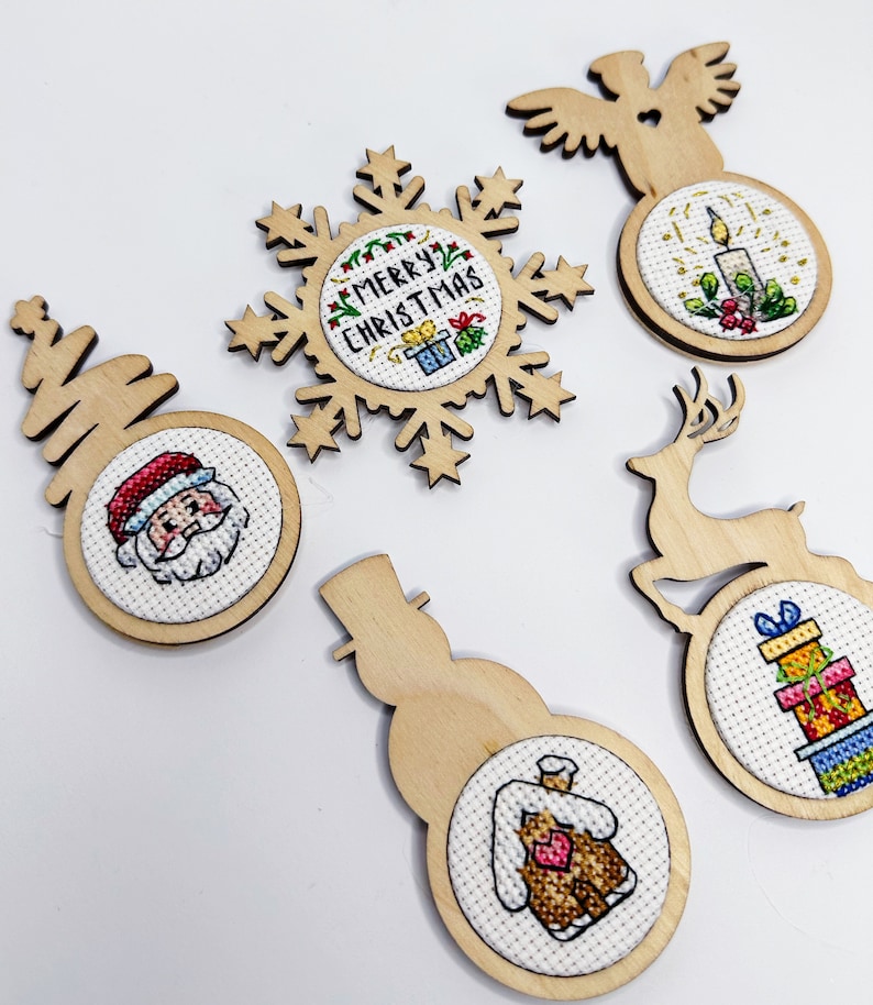 Cross stitch KIT: Christmas mini hoops, Small wooden blank, Balls, Baubles, Gift, Santa, Snowman, Tree, Blank, Pattern, Cards, DIY, Winter Hoops SET 2 + PDF