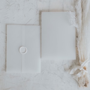 Pergament-Jacken für 12 x 7 Zoll Hochzeitseinladungen - Transparente Verpackung für Einladungen - Klare Jacken - Durchsichtige Verpackung - Pergament-Einladungen