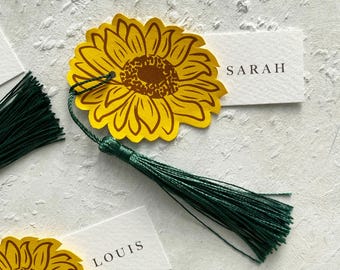 Sunflower Wedding Place Cards with Green Tassel, Personalised Name Tags for Weddings, Parties & Events