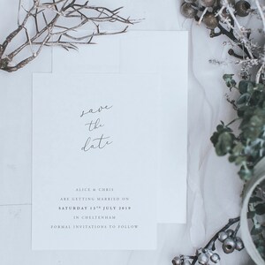 Eenvoudige Save the Date met vloeiend lettertype - Save the Day-kaart met enveloppen - Bedrukt met Save the Date