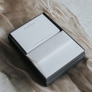 Correspondentiekaarten met lettertype in kalligrafiestijl - Gepersonaliseerd briefpapiercadeau. Notitiekaartenset.