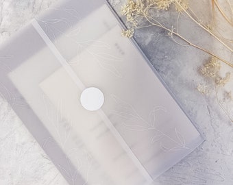 Chaquetas de vitela florales para invitaciones de boda tamaño A5 - Envoltura translúcida pre-plegada para invitaciones - Funda de papel vitela con líneas de tinta blanca.