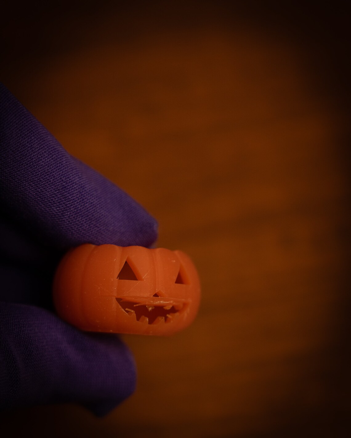 Miniature Jack O' Lantern: Dollhouse Halloween Pumpkin With Lid ...