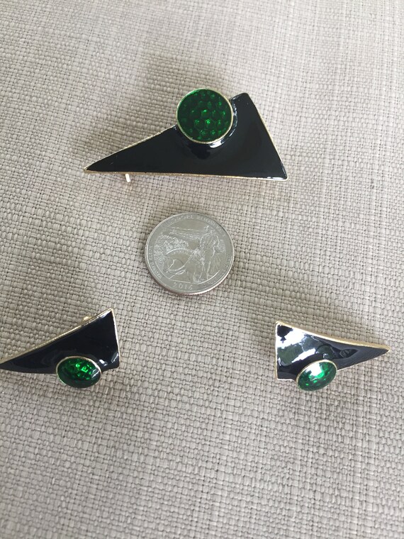 Vintage Monet geometric black and dark green ename