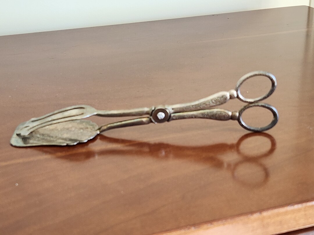 Antique Asparagus Tongs, Silver Plate, Pierced Pastry/salad/sandwich