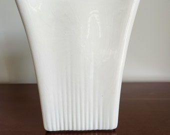 Ribbed Fan Vase, Ivory / Off White, Marked USA, Mid Century, Pottery Vase. Ceramic