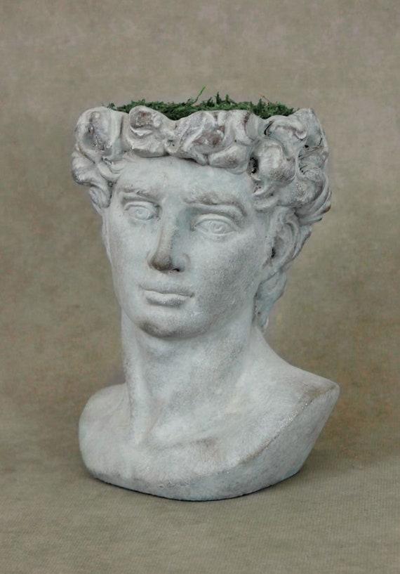 Head Planter Garden Art Cement Concrete Statue 9" tall Easter Island Head Planter Garden Art Cement Concrete Statue 9" tall Easter Island