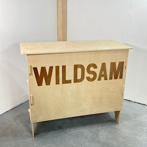 Flat Packed PopUp Kiosk Counter for Modern Popups Retail and Boutique Displays