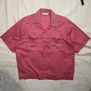 Camisa vintage de botones rosa de los años 70 para hombre, talla grande