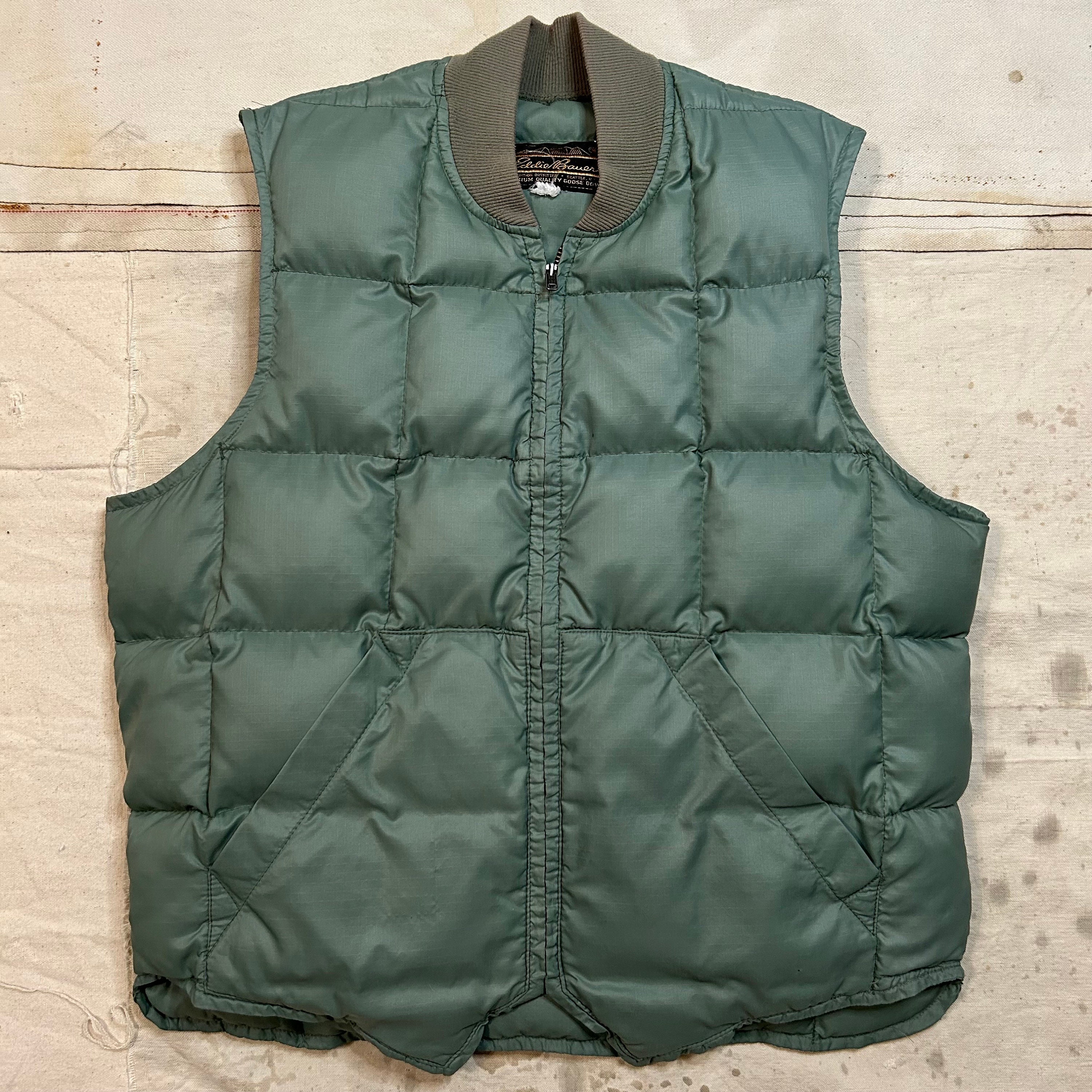 70〜80’s Eddie Bauer goose down vest Vintage 1970s Eddie Bauer Goose Down Vest Mens Medium Sage