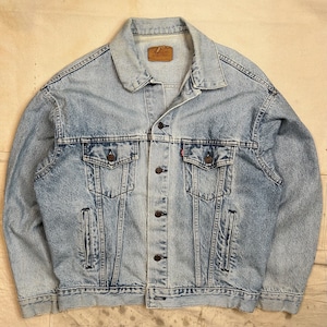 Vintage 1980s Levis Denim Jacket Mens Size M/L Worn In