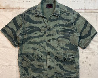 Vintage 1970s Ranger Tiger Stripe Camo Hunting Shirt Mens Size S/M