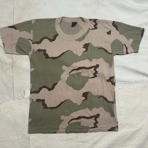 Vintage 1990s Military Desert Camo Tee Mens Size S/M
