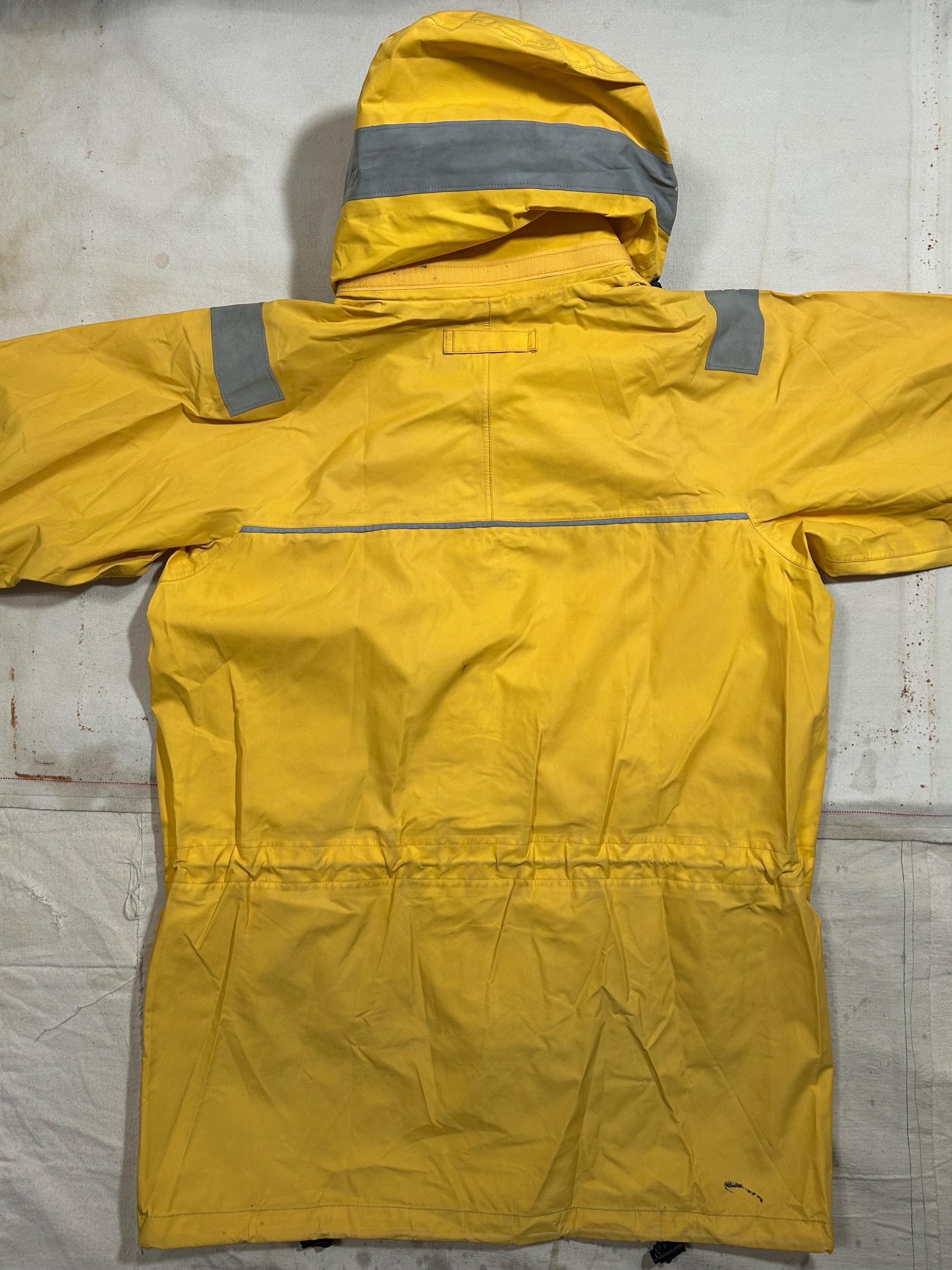 Vintage 1990s Patagonia Sailing Parka Mens Size Medium off Shore 