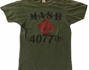 Vintage 1981 Mash 4077th Tv Show Tee Vintage Military Mens Size Small