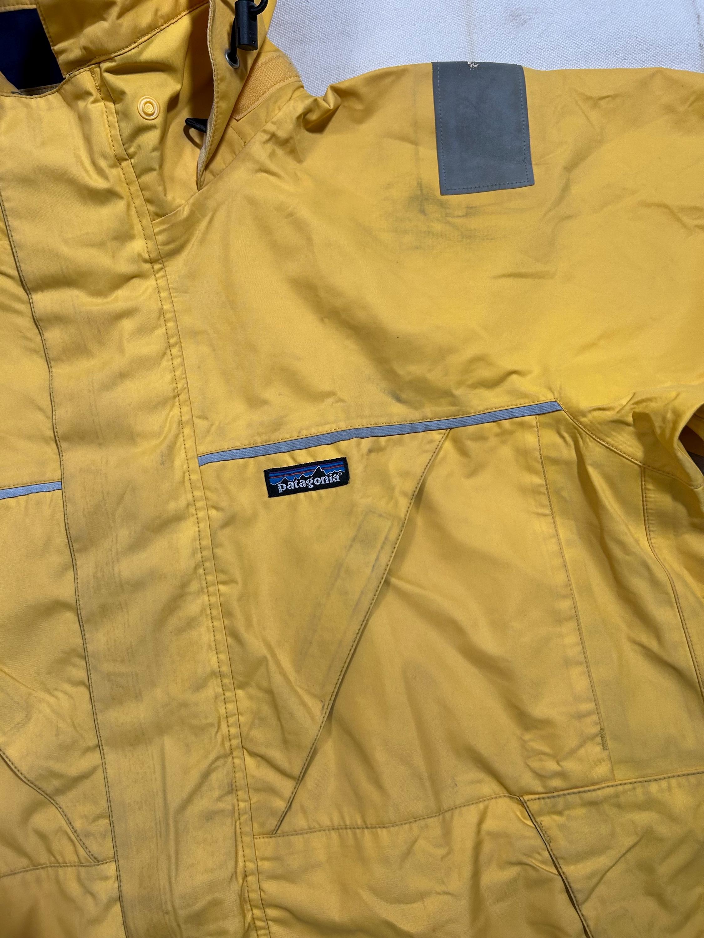 Vintage 1990s Patagonia Sailing Parka Mens Size Medium off Shore 