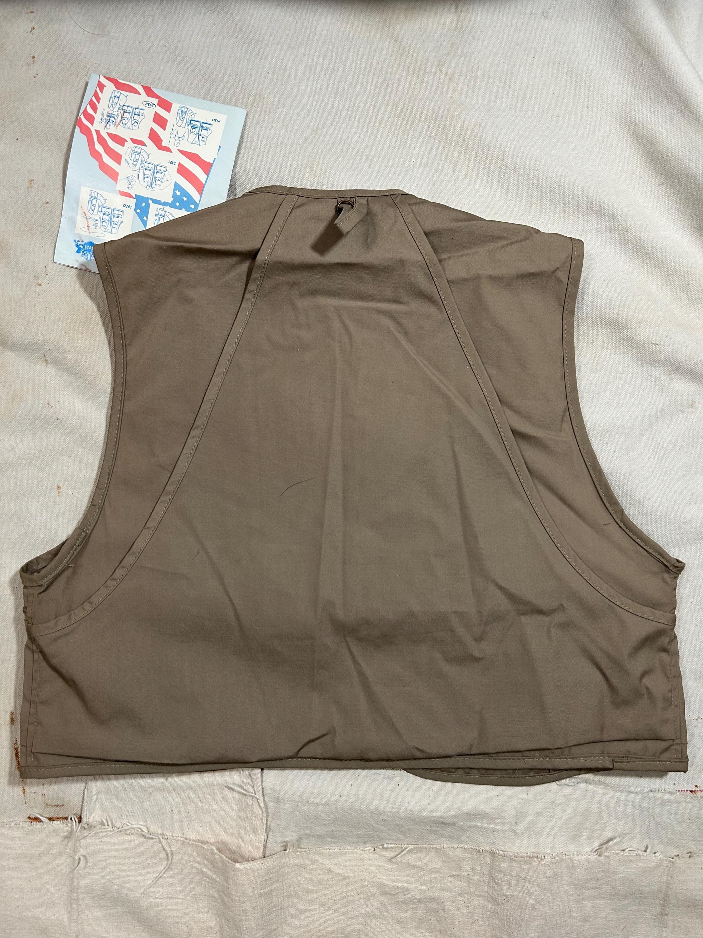 トップス 1970s ''IDEAL'' fishing vest Vintage 1970s-80s Ideal Fishing Vest Mens Size Medium Deadstock