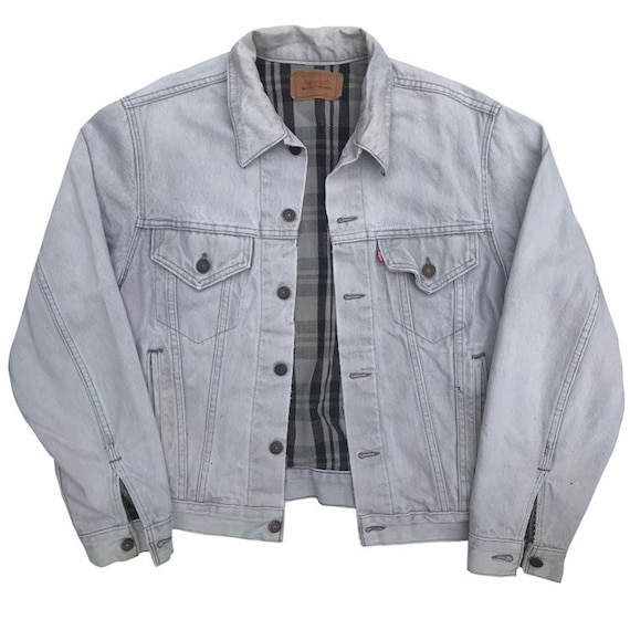 gray levis
