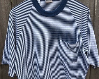 Vintage 1970s-80s Navy Blue Striped T-Shirt Mens Size Medium Career Club Palace Guard Brand