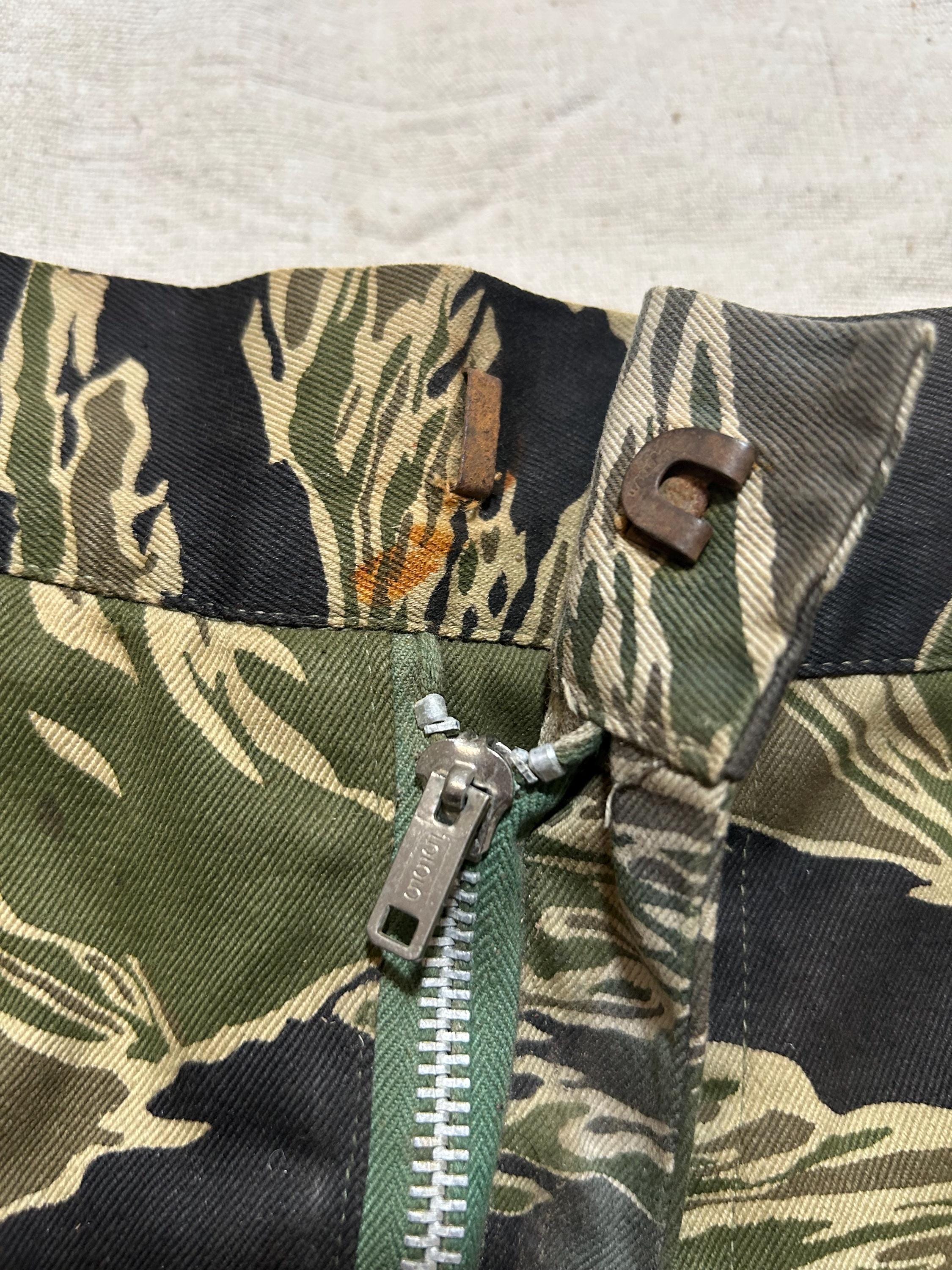 A*6様 【60s】 tiger stripe Rare Vintage 1960s Vietnam Tiger Stripe Camo Shorts Mens