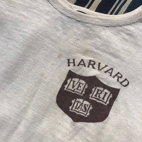 Vintage 1950s Harvard T-Shirt Mens Size XS/S 1950… - image 2