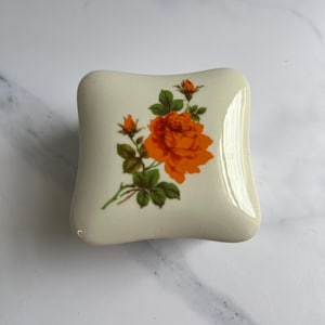 Vintage Ceramic Trinket Box