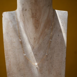 Blue Topaz Gold Filled Necklace || Collar Necklace || Dainty Everyday Necklace || Gemstone Necklace || Gold Filled Crystal Necklace ||