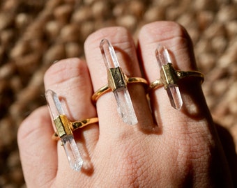 Gold Raw Clear Quartz Ring | April Birthstone Ring | Quartz Point Ring | Electroformed | Birthstone Jewelry | Stacking Ring|Raw Crystal Ring