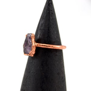 Rough Amethyst Stone Ring Purple Crystal Ring Size 7 1/2 February Birthstone Aquarius Copper Raw Amethyst Ring image 5
