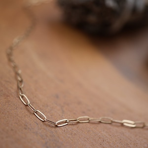 Dainty Paperclip 14K Gold Filled Necklace || Delicate Everyday Layering Necklace || 14K Gold Filled || Gift for her || Gold Paperclip Chain