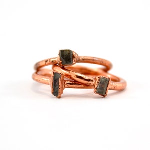 Copper Aquamarine Crystal Ring Size 6 Raw Aquamarine Ring March Birthstone Rough Aquamarine Raw Stone Ring image 2