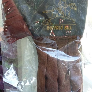 Antique Buffalo Bill Children&#39;s Gloves