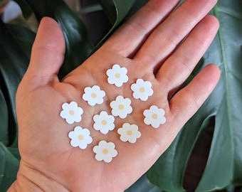 Mini White Daisy Flower Stickers, Set of 10, 1/2"