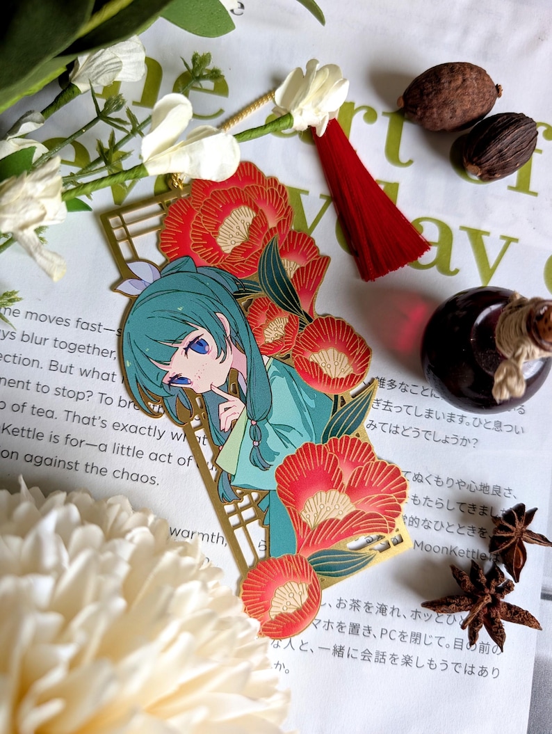 Apothecary Diaries Maomao Gold Plated Metal Bookmarks image 2