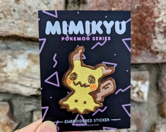 Mimikyu - 2 in Gestickter Aufkleber Patch