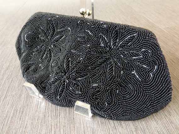 Vintage / Black / Beaded / 1950s / Evening / Clut